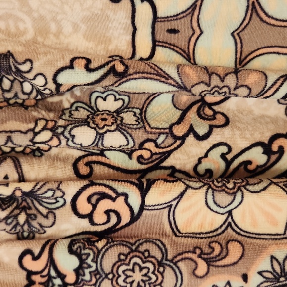 GS Full Zip  Robe - Picture 2 of 8